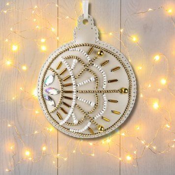 Faux Leather Bead Embroidery Kit – “Bauble Christmas Ornament” (Double-Sided) FLBB-129 Light Beige