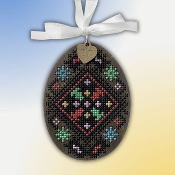 Wooden Cross-Stitch Kit &ndash; &ldquo;Easter Egg&rdquo; FLW-103