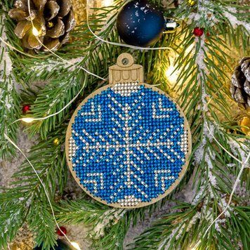 Wooden Bead Embroidery Kit &ndash; &ldquo;Christmas Ornament &ndash; Ball&rdquo; FLK-131