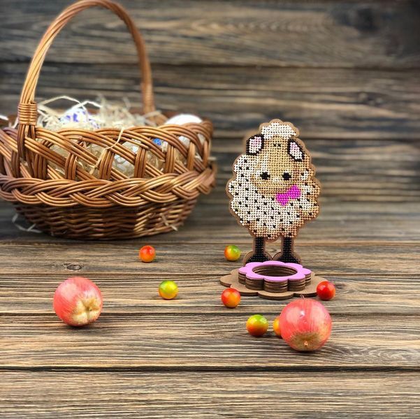 Wooden Bead Embroidery Kit &ndash; &ldquo;Easter Egg Stand &ndash; Lamb With Bow&rdquo; FLK-332
