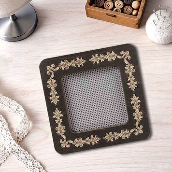Magnetic Embroidery Frame (6 &times; 6 cm inner size) FLMP-026