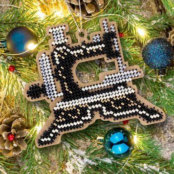 Wooden Bead Embroidery Kit &ndash; &ldquo;Christmas Ornament &ndash; Classic Sewing Machine&rdquo; FLK-516