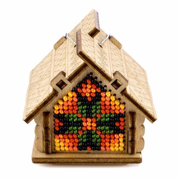 Wooden Bead Embroidery Kit &ndash; &ldquo;Cozy House&rdquo; FLK-557