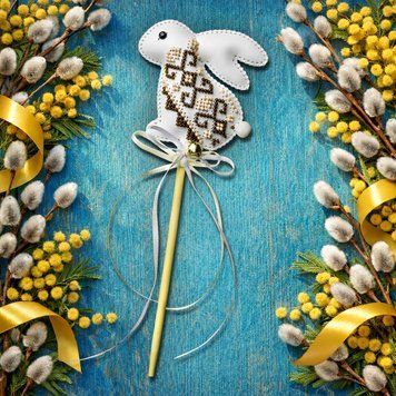 Faux Leather Bead Embroidery Kit &ndash; &ldquo;Topper Beige Bunny&rdquo; FLBB-185