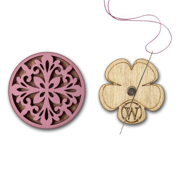 Needle Minder &ndash; &ldquo;Wooden, Single-Sided&rdquo; FLMH-110(W)