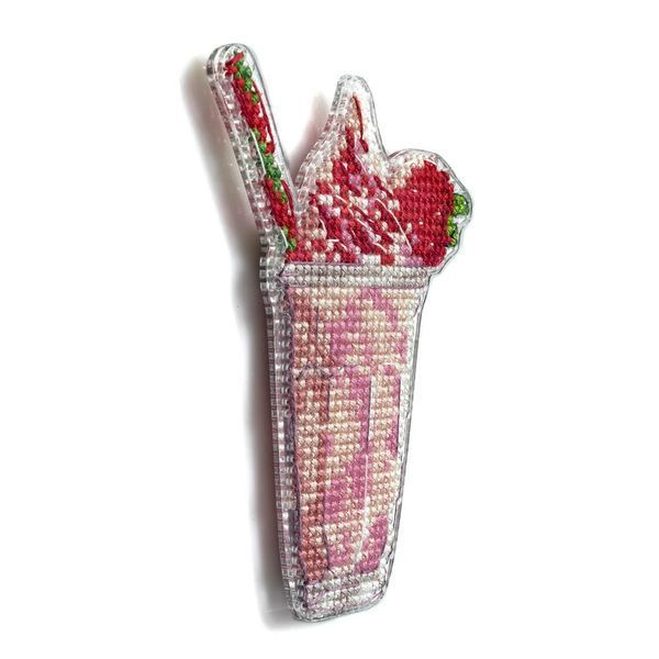 Plastic Cross-Stitch Kit &ndash; "Strawberry Cocktail" (Double-Sided) FLX-097