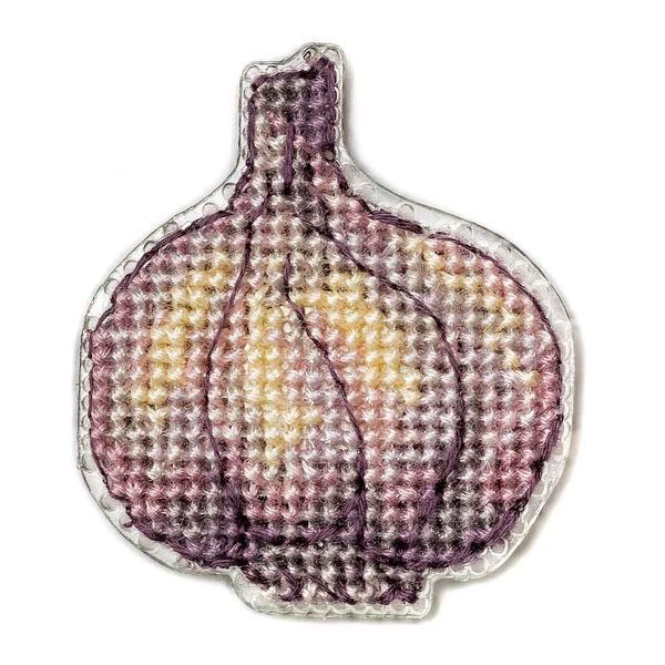 Plastic Cross-Stitch Kit &ndash; "Garlic" (Double-Sided) FLX-057