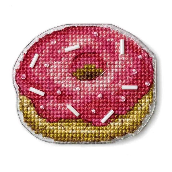 Plastic Cross-Stitch Kit &ndash; "Pink Donut" (Double-Sided) FLX-074