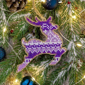 Wooden Bead Embroidery Kit &ndash; &ldquo;Christmas Ornament &ndash; Reindeer&rdquo; FLK-143