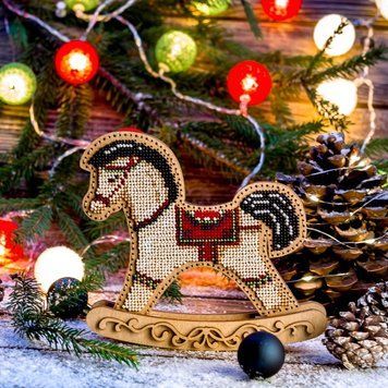 Wooden Bead Embroidery Kit &ndash; Rocking Ornament &ldquo;Christmas Rocking Horse&rdquo; (Double-Sided) FLK-294