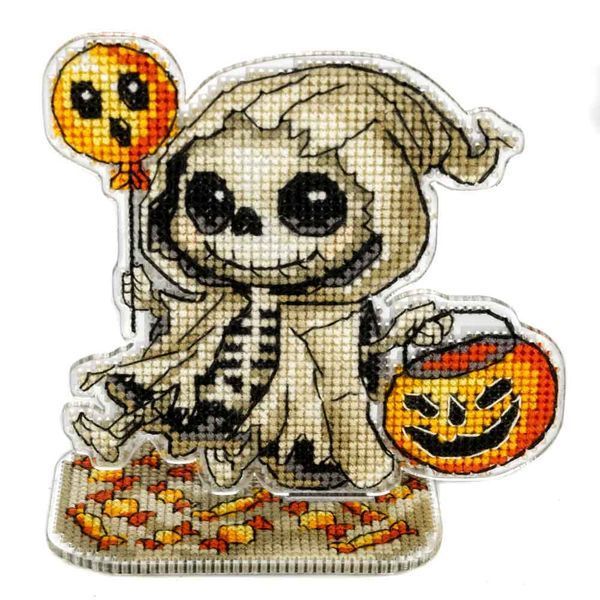 Plastic Cross-Stitch Kit &ndash; &ldquo;Skeleton With A Balloon&rdquo; FLX-121