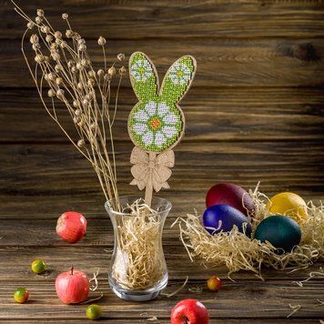 Wooden Bead Embroidery Topper &ndash; &ldquo;Bunny&rdquo; FLK-094