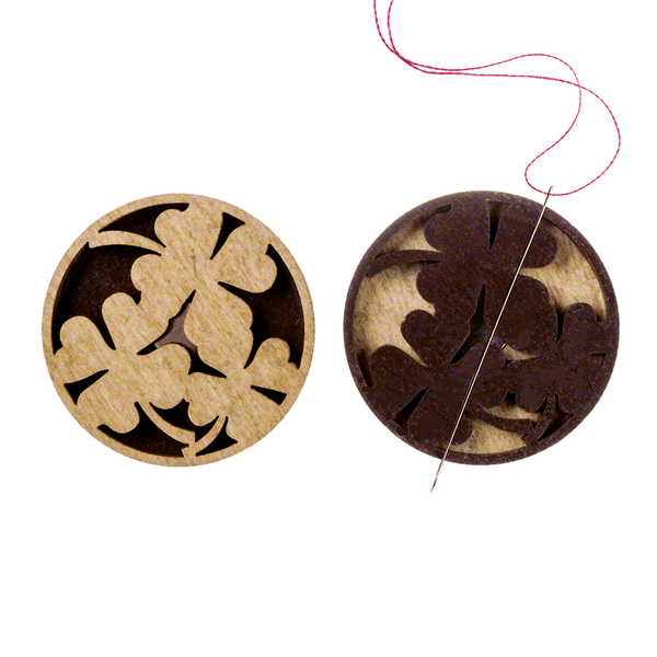 Needle Minder &ndash; &ldquo;Wooden, Double-Sided&rdquo; FLMH-044(W)