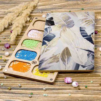 Bead Organizer With Wooden Lid &ndash; &ldquo;Feathers, Rectangular&rdquo; FLZB-201