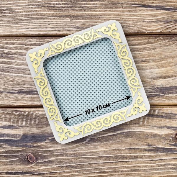 Magnetic Embroidery Frame (10 &times; 10 cm inner size) FLMP-035