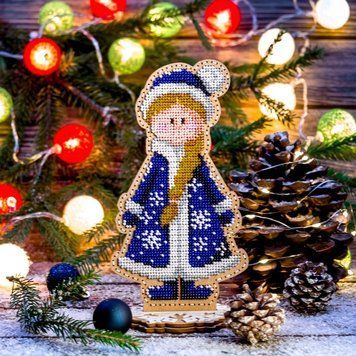 Wooden Bead Embroidery Kit &ndash; &ldquo;Snow Maiden (Slavic Christmas Helper)&rdquo; (Double-Sided) FLK-298
