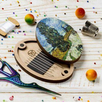 Magnetic Needle Case Oval &ndash; &ldquo;Cypress Road with Star&rdquo; FLZB(N)-152