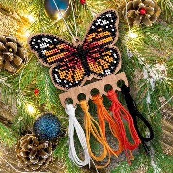 Wooden Bead Embroidery Kit &ndash; &ldquo;Christmas Ornament &ndash; Butterfly Organizer&rdquo; FLK-524