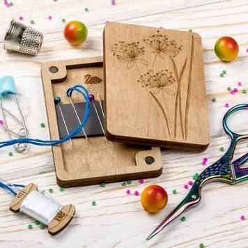 Magnetic Needle Case Rectangular &ndash; &ldquo;Dandelions&rdquo; FLZB(N)-036
