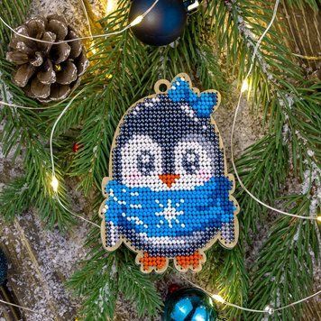 Wooden Bead Embroidery Kit &ndash; &ldquo;Christmas Ornament &ndash; Penguin In Blue&rdquo; FLK-233