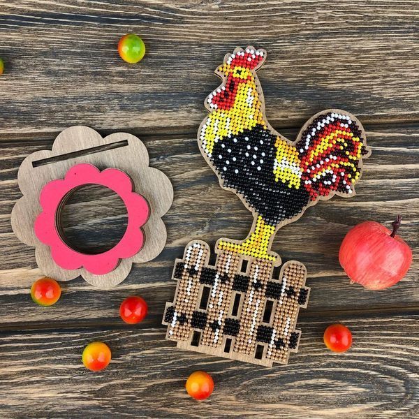 Wooden Bead Embroidery Kit &ndash; &ldquo;Easter Egg Stand &ndash; Easter Rooster&rdquo; FLK-333
