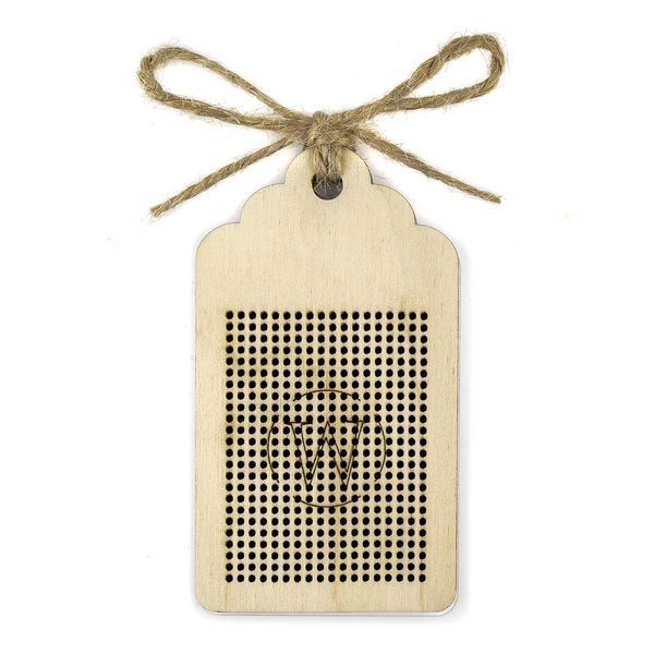 Wooden Embroidery Blank &ndash; &ldquo;Tag&rdquo; FLBE(K)-035