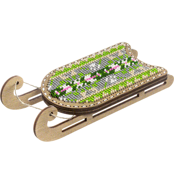 Wooden Bead Embroidery Kit &ndash; &ldquo;Sled Ornament &ndash; Pink and Green Pattern&rdquo; FLK-464