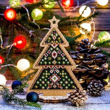 Wooden Bead Embroidery Kit &ndash; &ldquo;Festive Christmas Tree&rdquo; (Double-Sided) FLK-301