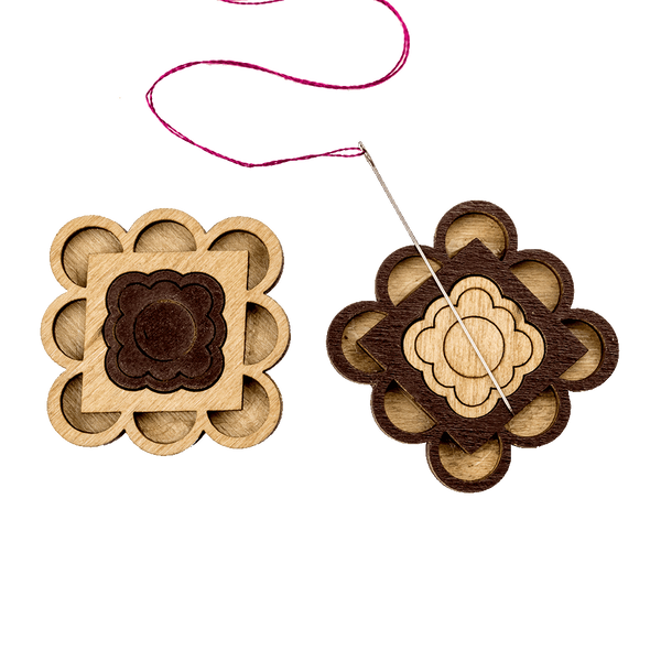 Needle Minder &ndash; &ldquo;Wooden, Double-Sided&rdquo; FLMH-041(W)