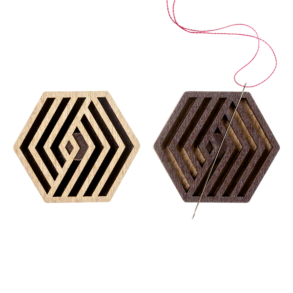 Needle Minder &ndash; &ldquo;Wooden, Double-Sided&rdquo; FLMH-050(W)