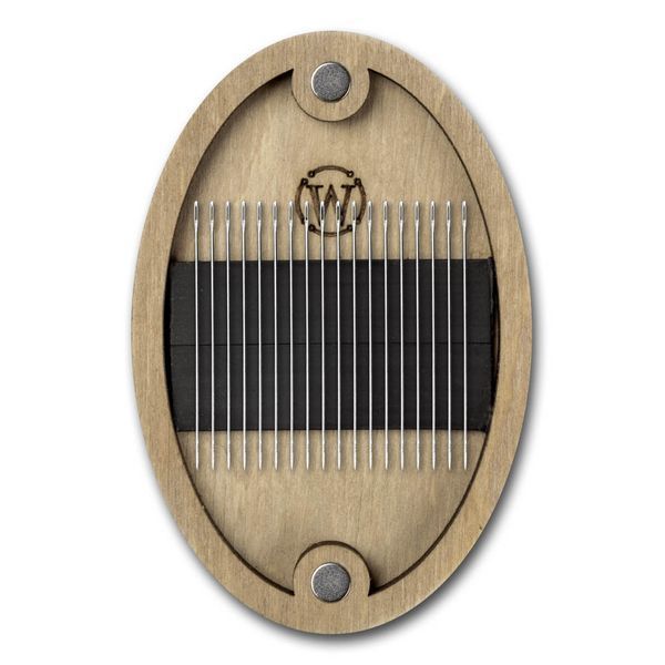Magnetic Needle Case Oval &ndash; &ldquo;Snake&rdquo; FLZB(N)-175