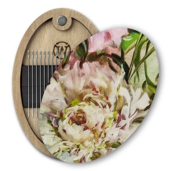Magnetic Needle Case Oval &ndash; &ldquo;Peonies&rdquo; FLZB(N)-157