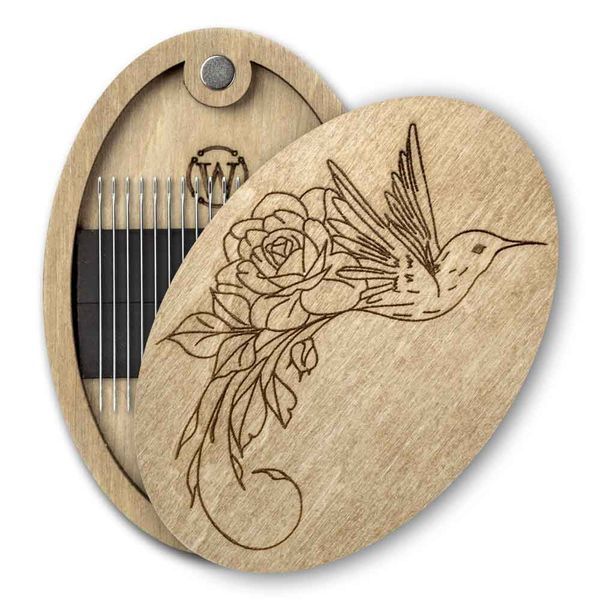 Magnetic Needle Case Oval &ndash; &ldquo;Hummingbird&rdquo; FLZB(N)-176