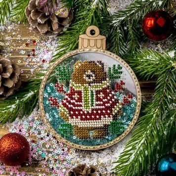 Bead Embroidery Kit (Plastic Base) &ndash; &ldquo;Christmas Ornament &ndash; Sweater Bear&rdquo; (Double-Sided) FLPL-058