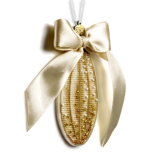 Plastic Cross-Stitch Kit &ndash; &ldquo;Christmas Ornament &ndash; Winter Tear&rdquo; FLX-135