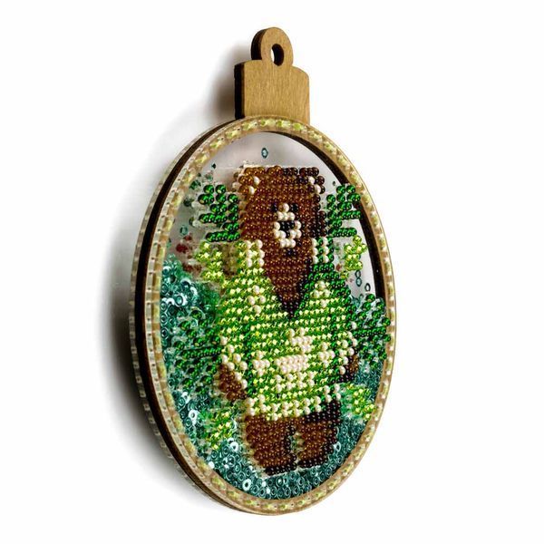 Bead Embroidery Kit (Plastic Base) &ndash; &ldquo;Christmas Ornament &ndash; Sweater Bear&rdquo; (Double-Sided) FLPL-058