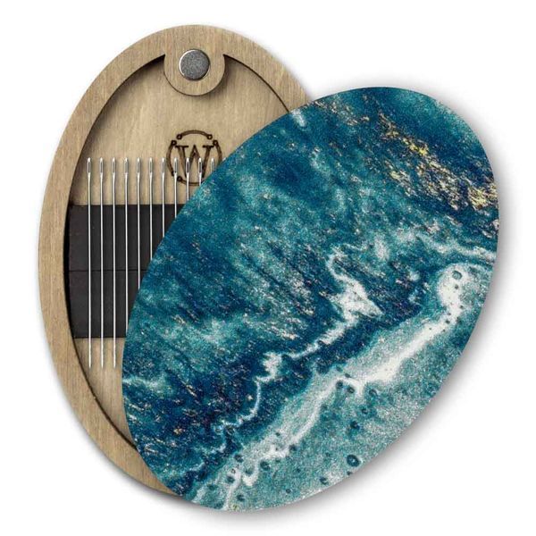 Magnetic Needle Case Oval &ndash; &ldquo;Blue & Gold Abstraction&rdquo; FLZB(N)-158