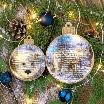 Wooden Bead Embroidery Kit &ndash; &ldquo;Christmas Ornament &ndash; White Bear Cub&rdquo; (2 pcs) FLK-305