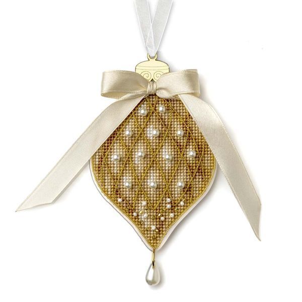 Plastic Cross-Stitch Kit &ndash; &ldquo;Christmas Ornament &ndash; Golden Pinecone&rdquo; FLX-136