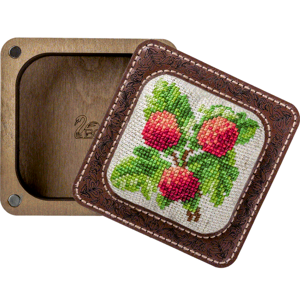 Pincushion Kit &ndash; &ldquo;Strawberry&rdquo; FLTL-033