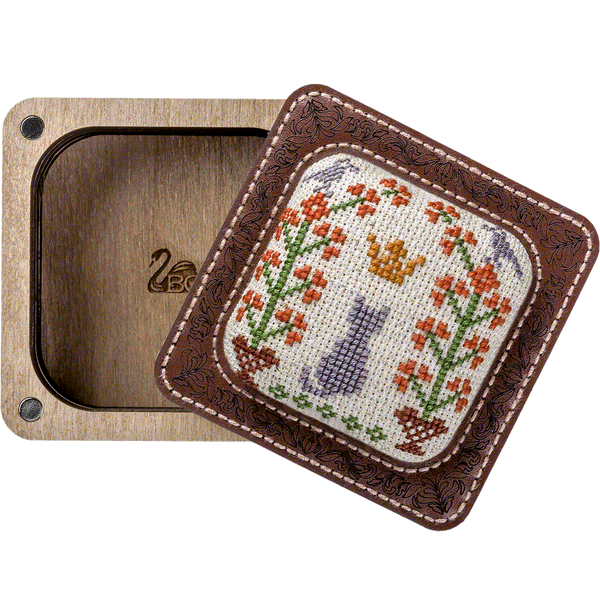 Pincushion Kit &ndash; &ldquo;Floral Queen&rdquo; FLTL-034