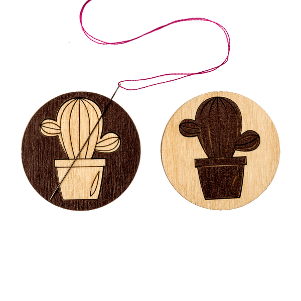 Needle Minder &ndash; &ldquo;Wooden, Double-Sided&rdquo; FLMH-009(W)
