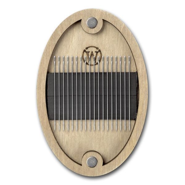 Magnetic Needle Case Oval &ndash; &ldquo;Golden Arabesque&rdquo; FLZB(N)-186