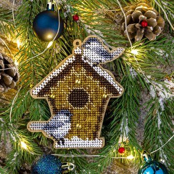 Wooden Bead Embroidery Kit &ndash; &ldquo;Christmas Ornament &ndash; Birdhouse With Birds&rdquo; FLK-388