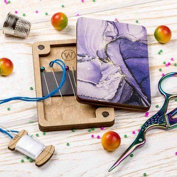 Magnetic Needle Case Rectangular &ndash; &ldquo;Purple Petals&rdquo; FLZB(N)-116