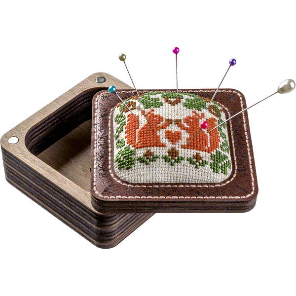 Pincushion Kit &ndash; &ldquo;Forest Ornament&rdquo; FLTL-035