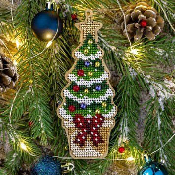 Wooden Bead Embroidery Kit &ndash; &ldquo;Christmas Ornament &ndash; Tree In A Pot&rdquo; FLK-389