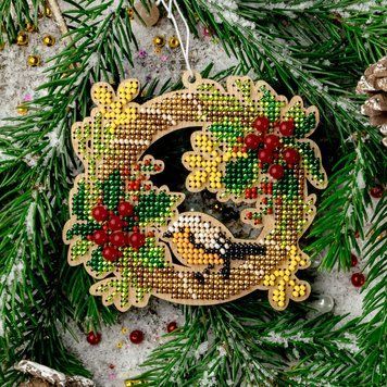 Wooden Bead Embroidery Kit &ndash; &ldquo;Wreath With Bird&rdquo; FLK-439