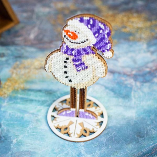 Wooden Bead Embroidery Kit &ndash; &ldquo;Snowman In Cap&rdquo; FLK-207