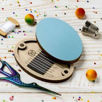 Magnetic Needle Case Oval &ndash; &ldquo;Turquoise&rdquo; FLZB(N)-205